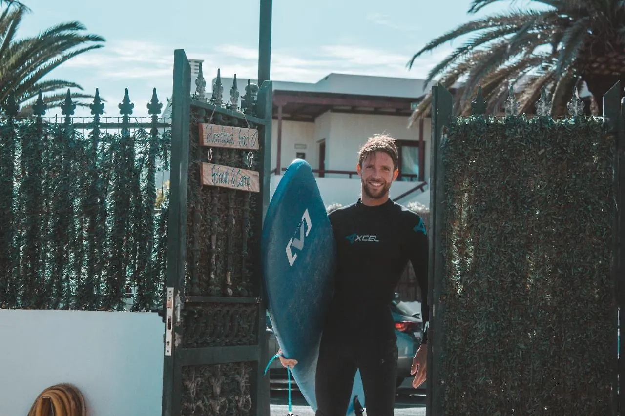 Хостел International Surf Camp Only Surf Коральео 0*,